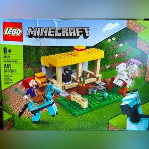 Lego Minecraft Horse Stable